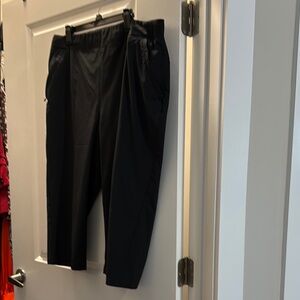 Columbia Black Capris with Relaxed Fit